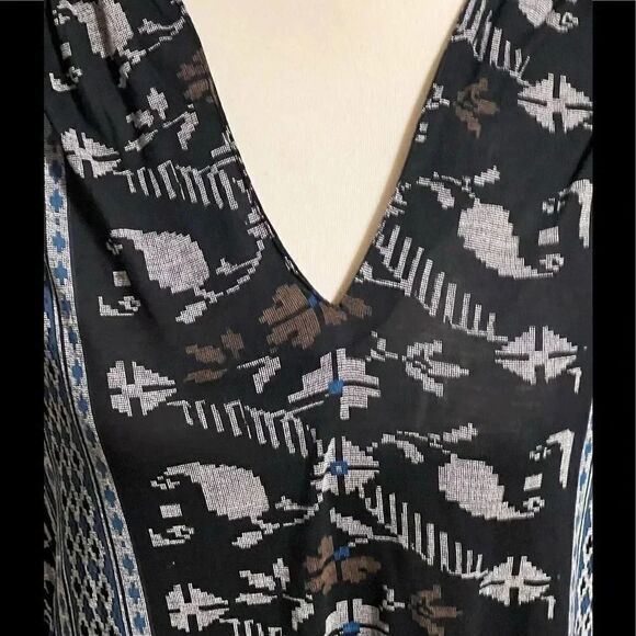 EUC Lucky Brand LongSleeve V-neck Top #50 - Picture 4 of 4